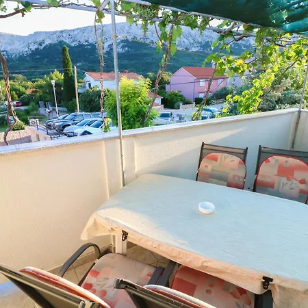 Polic With Terrace *