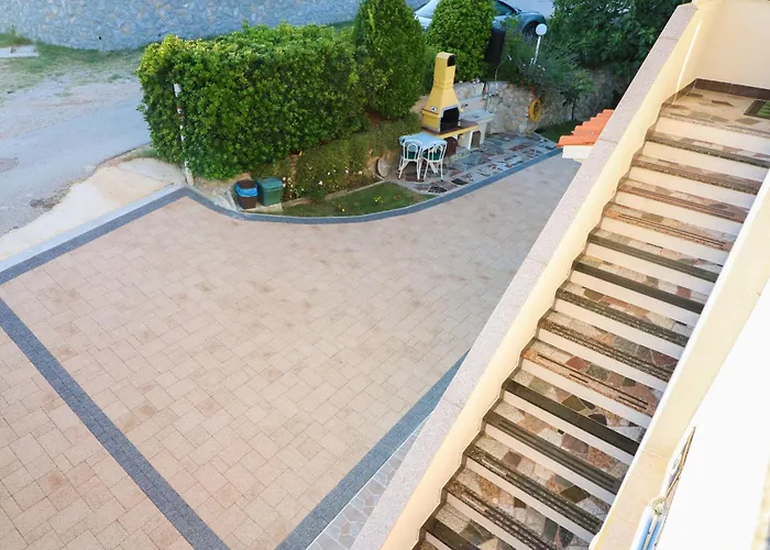 Polic With Terrace Apartmán Baška